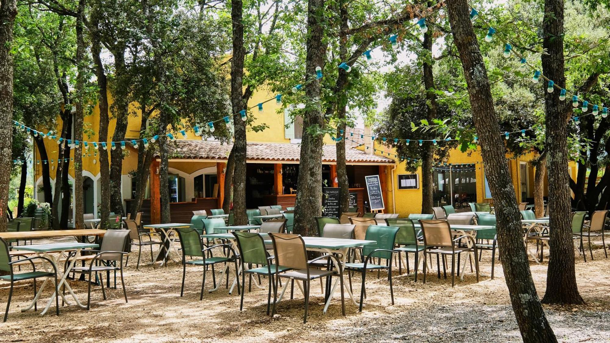 Domaine Les Chenes Blancs Ξενοδοχείο Saint-Saturnin-les-Apt Εξωτερικό φωτογραφία